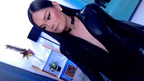 Cleo online show from July 17, 2026, 9:52 pm