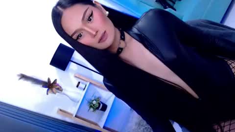 Cleo online show from July 30, 2026, 9:14 pm