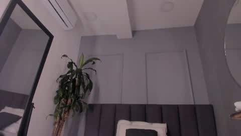 Snapshot of cleojhonson chatting on July 10, 2026, 2:38 am . Cleo Jhonson . online show from July 10, 2026, 2:38 am