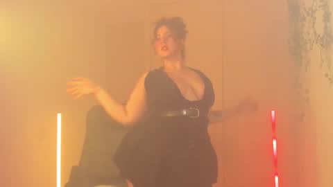 Snapshot of cleopatra_col chatting on March 3, 2026, 11:43 pm Cleopatra online show from March 3, 2026, 11:43 pm