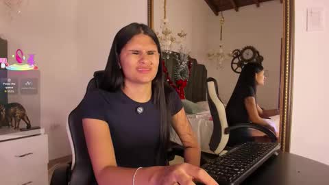 Cleopatra online show from December 16, 2025, 6:57 pm