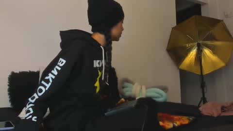 cleo y maikol online show from October 19, 2025, 9:43 am