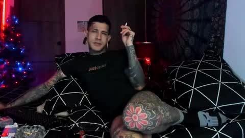 cleo y maikol online show from January 9, 2026, 2:36 am