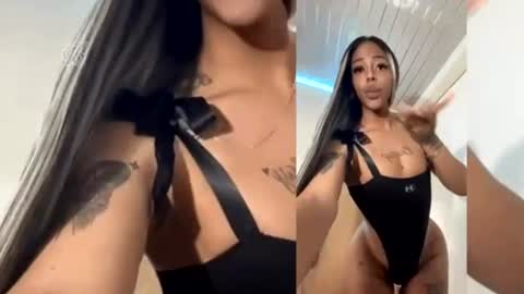 Snapshot of clermontt chatting on July 28, 2026, 2:13 pm clermontt online show from July 28, 2026, 2:13 pm