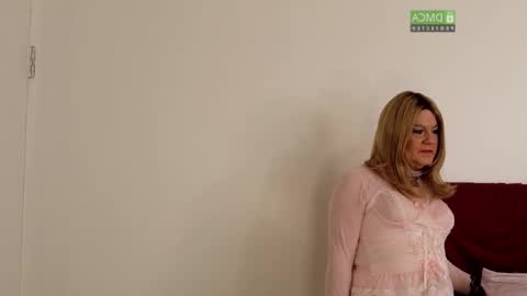 Snapshot of cleverafter8 chatting on January 17, 2026, 1:32 am SecretSissyLv online show from January 17, 2026, 1:32 am