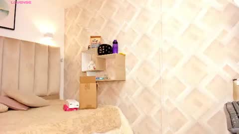 Snapshot of clhoe_johnson_ chatting on July 17, 2026, 12:56 pm clhoe_johnson_ online show from July 17, 2026, 12:56 pm