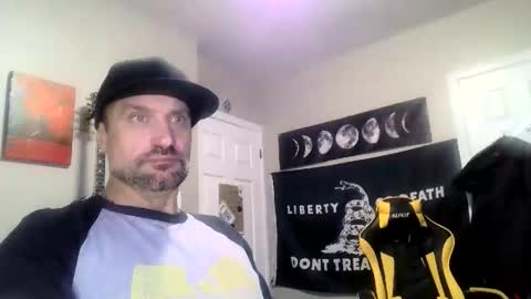 Snapshot of clintwood12 chatting on January 11, 2025, 6:12 pm chad online show from January 11, 2025, 6:12 pm