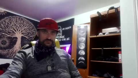 Snapshot of clintwood12 chatting on November 28, 2025, 3:53 am chad online show from November 28, 2025, 3:53 am