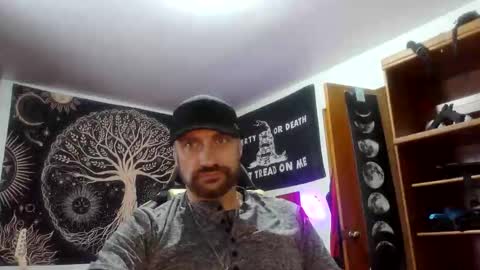 Snapshot of clintwood12 chatting on November 29, 2025, 8:01 pm chad online show from November 29, 2025, 8:01 pm