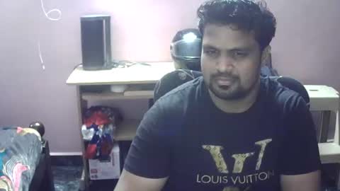 Snapshot of clitorisgspot69 chatting on January 15, 2026, 6:44 pm Raj online show from January 15, 2026, 6:44 pm