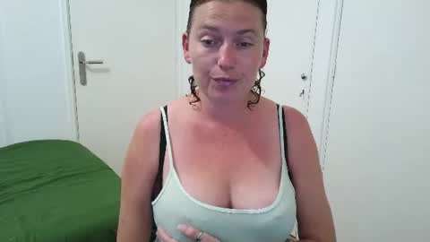 Syl  online show from July 26, 2026, 2:46 pm