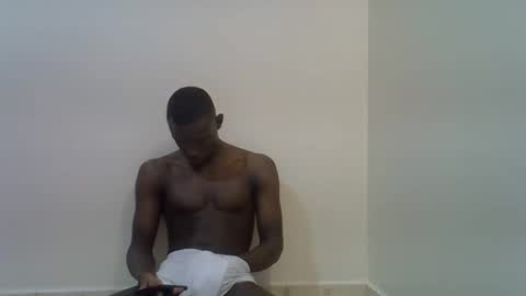 clive_damian online show from May 3, 2026, 9:37 am
