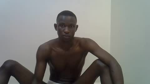 clive_damian online show from May 8, 2026, 4:12 pm