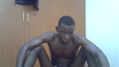 clive_damian online show from May 11, 2026, 2:01 pm