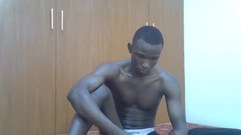 clive_damian online show from May 15, 2026, 2:57 pm