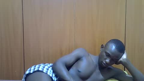 clive_damian online show from May 27, 2026, 4:59 pm