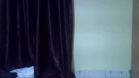 clive_damian online show from June 1, 2026, 7:54 am