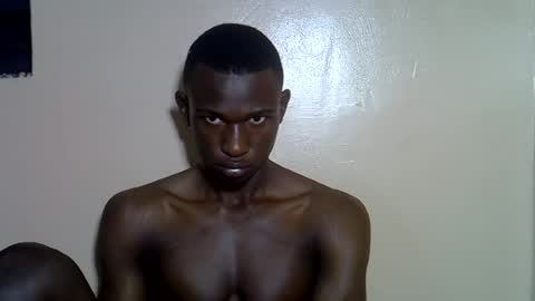 clive_damian online show from June 12, 2026, 3:05 am