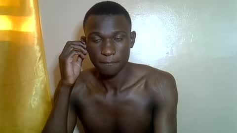 clive_damian online show from June 26, 2026, 4:39 am