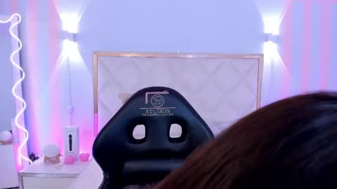 cloe_1tay online show from April 24, 2026, 3:14 pm