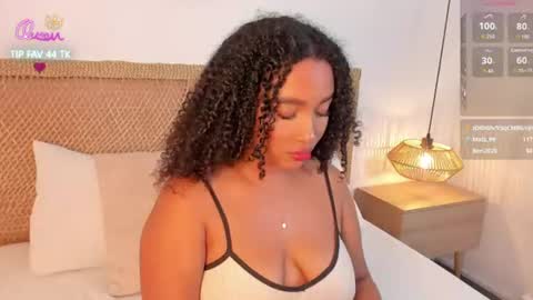 Snapshot of cloe_25 chatting on July 3, 2026, 2:18 am cloe_25 online show from July 3, 2026, 2:18 am