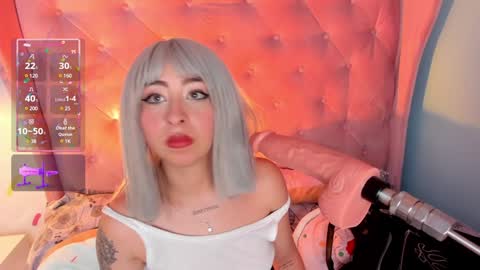 Snapshot of cloe_martinez_ chatting on February 8, 2025, 7:05 pm Cloe online show from February 8, 2025, 7:05 pm