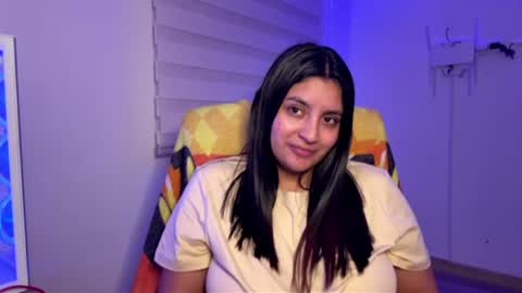 Snapshot of cloe_small08 chatting on June 29, 2026, 10:15 am cloe small online show from June 29, 2026, 10:15 am