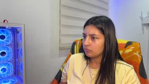 Snapshot of cloe_small08 chatting on June 30, 2026, 1:17 am cloe small online show from June 30, 2026, 1:17 am