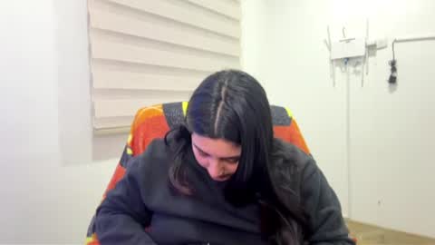 Snapshot of cloe_small08 chatting on July 8, 2026, 7:57 am cloe small online show from July 8, 2026, 7:57 am