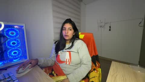 Snapshot of cloe_small08 chatting on July 21, 2026, 4:04 am cloe small online show from July 21, 2026, 4:04 am