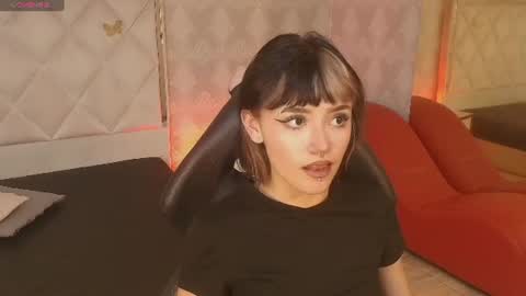 Snapshot of cloee_tay1 chatting on July 6, 2026, 11:29 am cloee_tay1 online show from July 6, 2026, 11:29 am