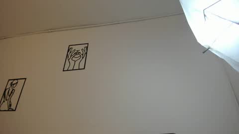 Snapshot of cloehonney chatting on January 10, 2025, 11:43 am cloe online show from January 10, 2025, 11:43 am