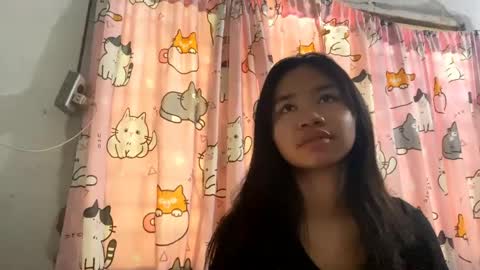 Snapshot of clorahosfeld chatting on May 15, 2026, 7:15 am Mikki online show from May 15, 2026, 7:15 am