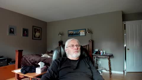 Snapshot of cloudalert62 chatting on December 15, 2024, 7:53 pm cloudalert62 online show from December 15, 2024, 7:53 pm