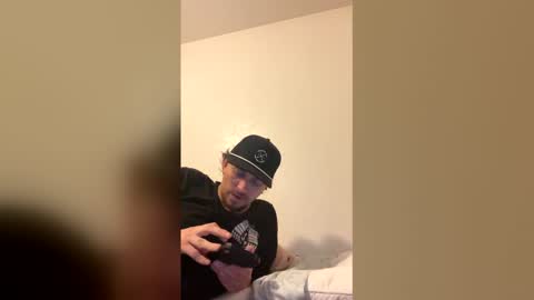 tallhungandcloudy online show from February 11, 2026, 4:39 am