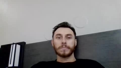 tallhungandcloudy online show from April 26, 2026, 5:32 pm