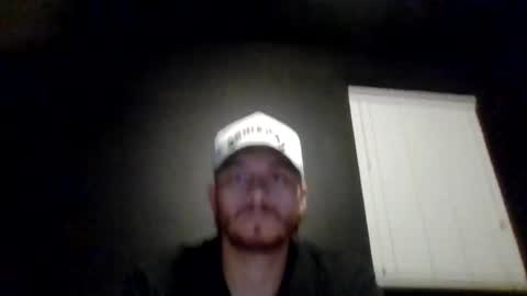 Snapshot of cloudyydayzz chatting on June 18, 2026, 8:03 am tallhungandcloudy online show from June 18, 2026, 8:03 am