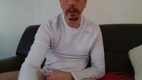 Snapshot of clouplefun chatting on November 9, 2025, 12:47 pm clouplefun online show from November 9, 2025, 12:47 pm