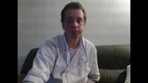 Snapshot of clouplefun chatting on December 3, 2025, 7:38 am clouplefun online show from December 3, 2025, 7:38 am