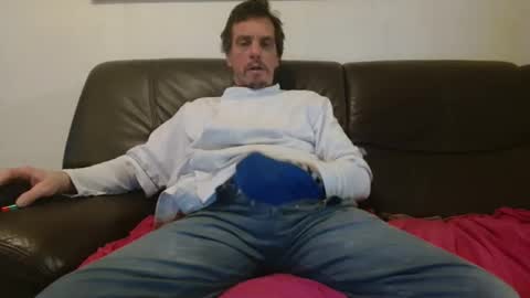 Snapshot of clouplefun chatting on January 7, 2026, 7:44 am clouplefun online show from January 7, 2026, 7:44 am