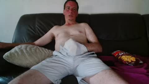 Snapshot of clouplefun chatting on June 20, 2026, 7:05 pm clouplefun online show from June 20, 2026, 7:05 pm