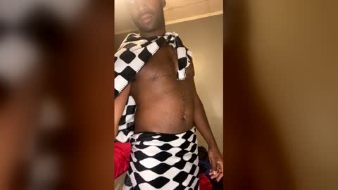 Snapshot of clouvo chatting on December 22, 2025, 6:32 am clouvo online show from December 22, 2025, 6:32 am