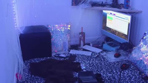 Snapshot of clover51980 chatting on January 23, 2025, 8:36 am Clover51980 online show from January 23, 2025, 8:36 am