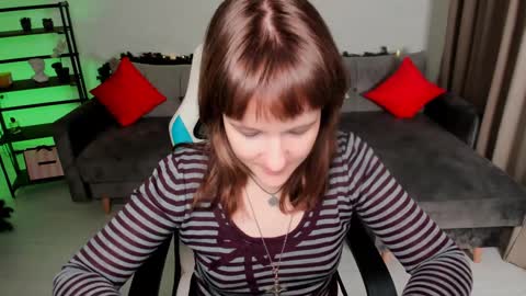  Clover  follow me  online show from January 7, 2025, 3:12 pm