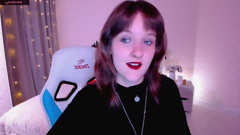  Clover  follow me  online show from January 21, 2025, 6:12 pm