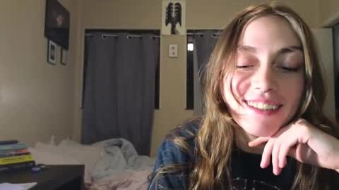 Clover online show from December 25, 2024, 9:02 am