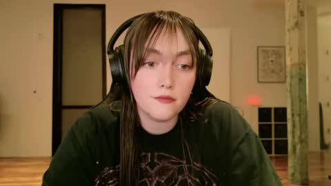 Snapshot of clover_tully chatting on April 24, 2026, 4:48 am Clover online show from April 24, 2026, 4:48 am