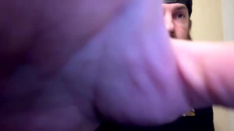 Snapshot of cloverboy1988 chatting on February 14, 2025, 12:47 pm cloverboy1988 online show from February 14, 2025, 12:47 pm