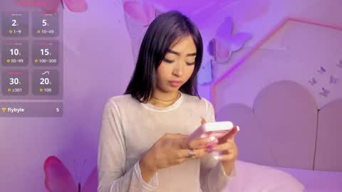 Snapshot of cloy_baby chatting on May 27, 2026, 1:57 am Eilyn online show from May 27, 2026, 1:57 am