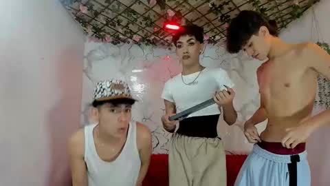 club_latinboys online show from April 14, 2026, 7:31 pm